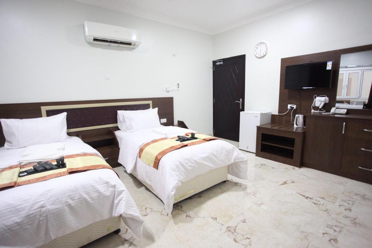 Almanzel Hotel Apartments マスカット エクステリア 写真