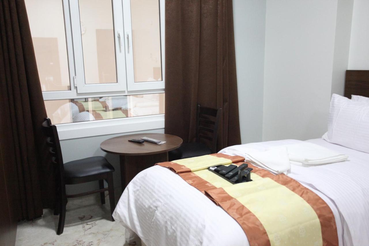 Almanzel Hotel Apartments マスカット エクステリア 写真