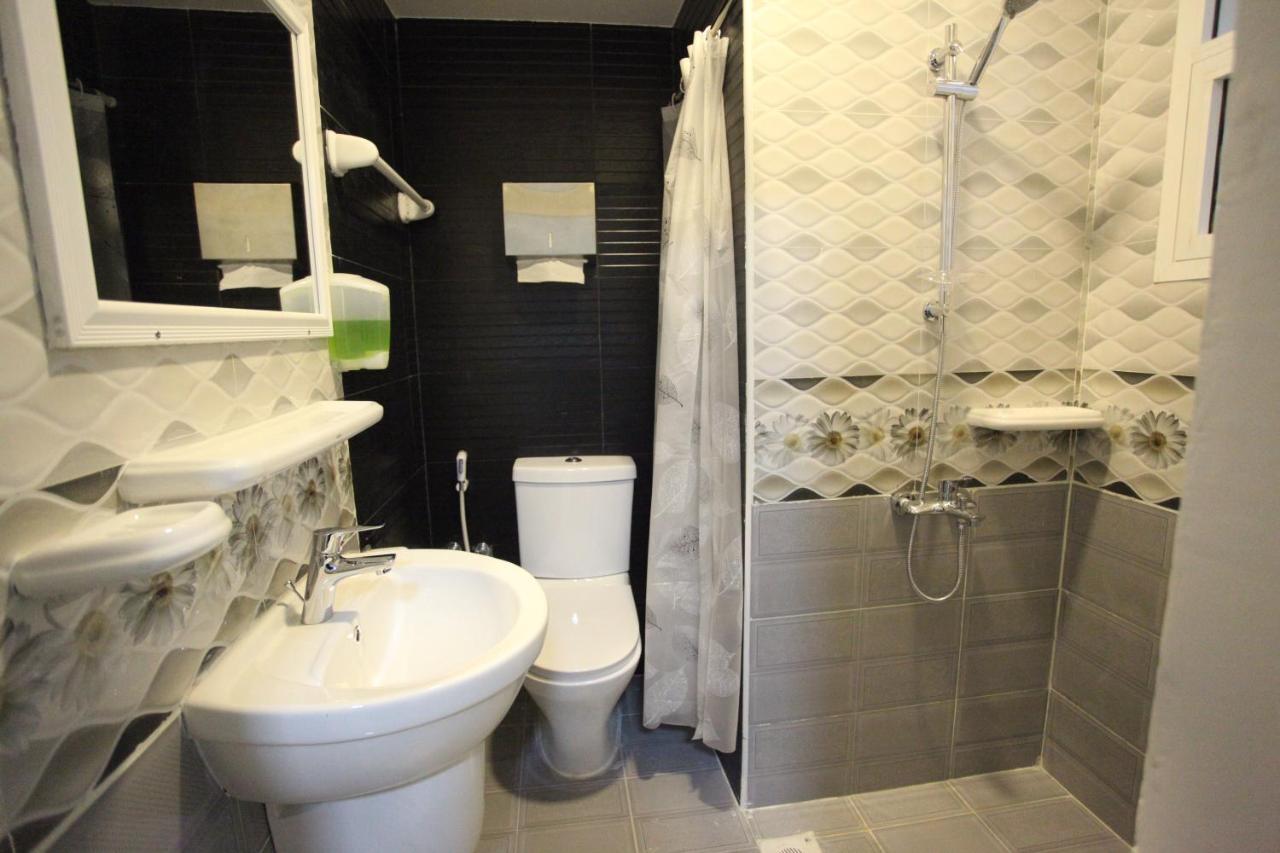 Almanzel Hotel Apartments マスカット エクステリア 写真